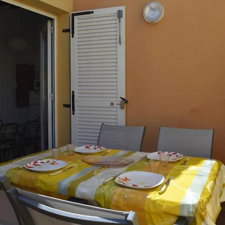 Appartement Climatise 3 Pieces, 7 Couchages, Cap D'Agde, Parking Prive - Fr-1-249-44 Apartmán Agde