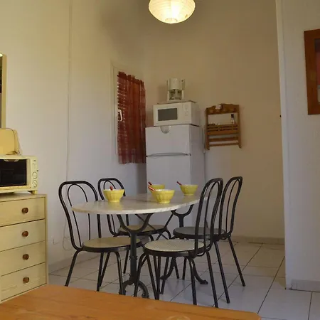 Apartmán Appartement Climatise 3 Pieces, 7 Couchages, Cap D'Agde, Parking Prive - Fr-1-249-44 *